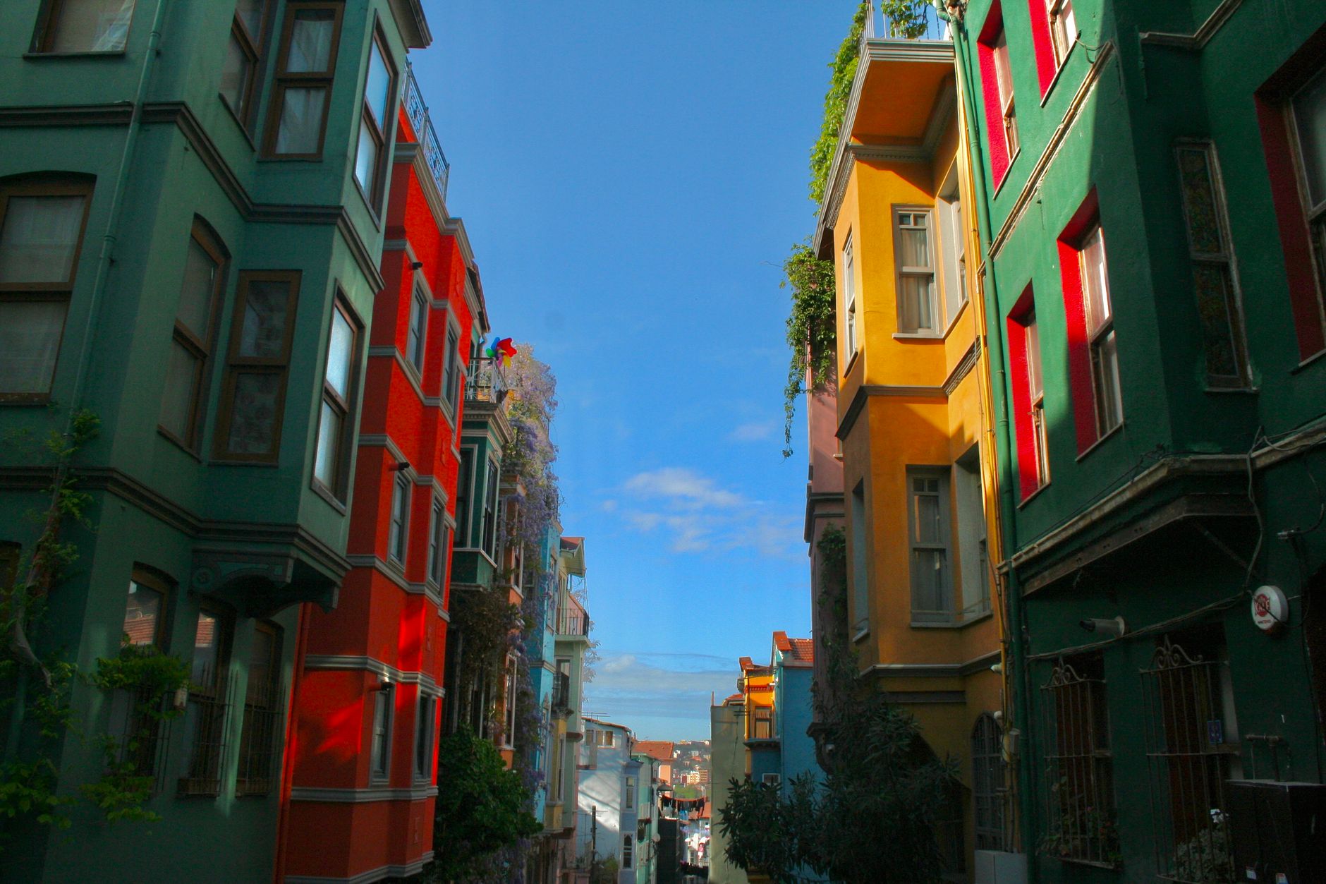 Wander Balat and Fener's Steep Streets, Then Ride the Cable Car to Pierre Loti Hill
