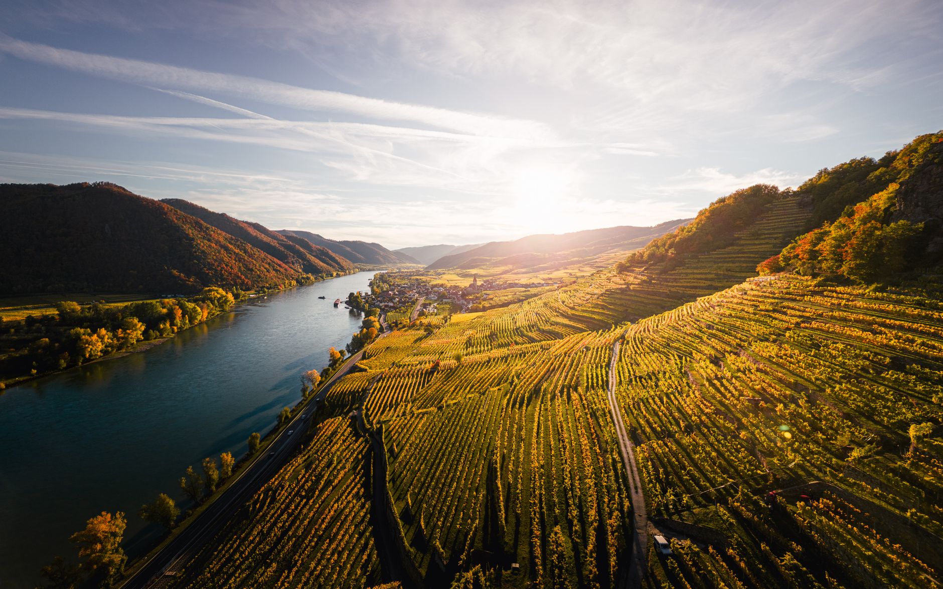 The Scenic Sailing Day Itself — Don't Sleep Through the Krems-to-Melk Stretch