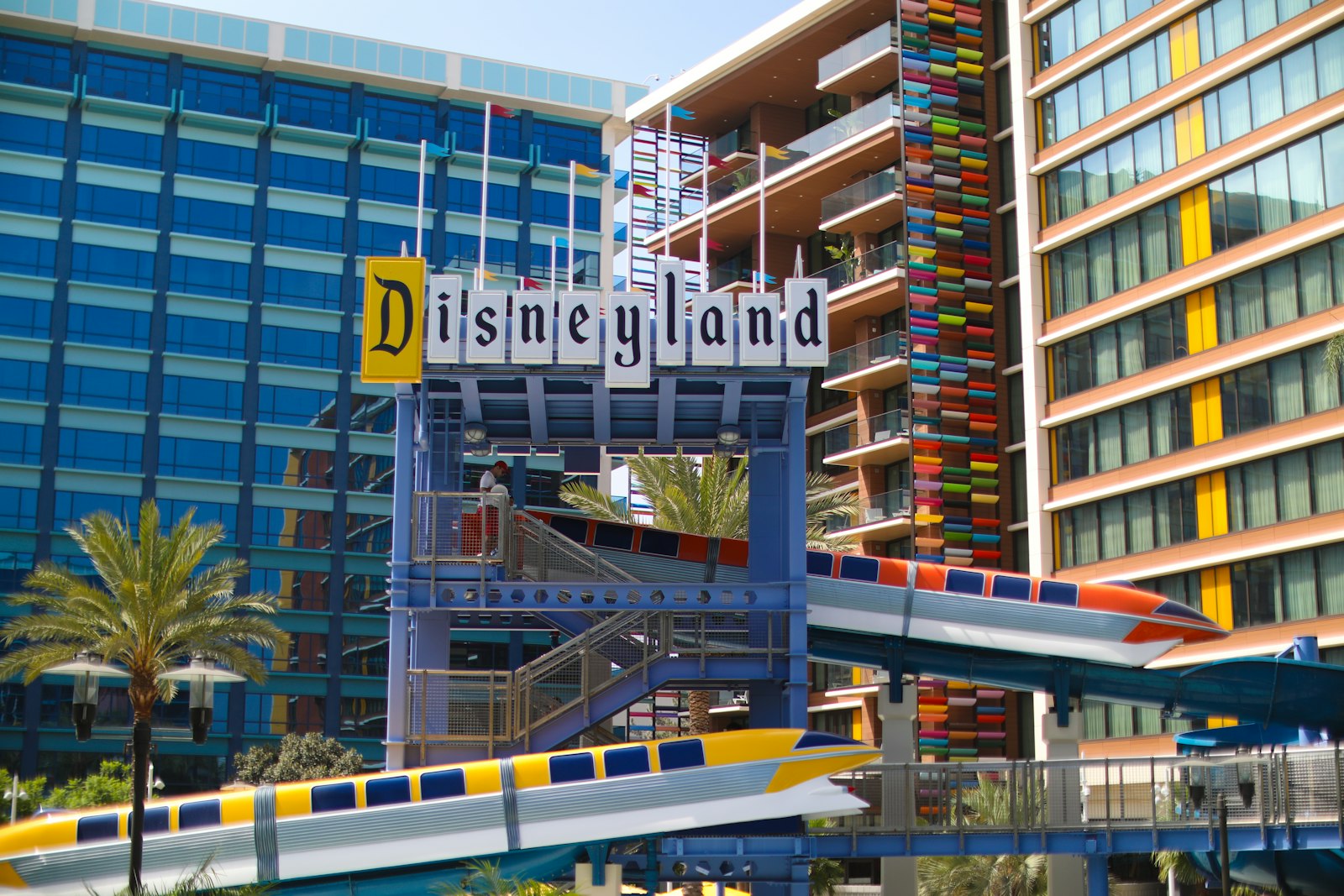 Disneyland Hotel, Anaheim