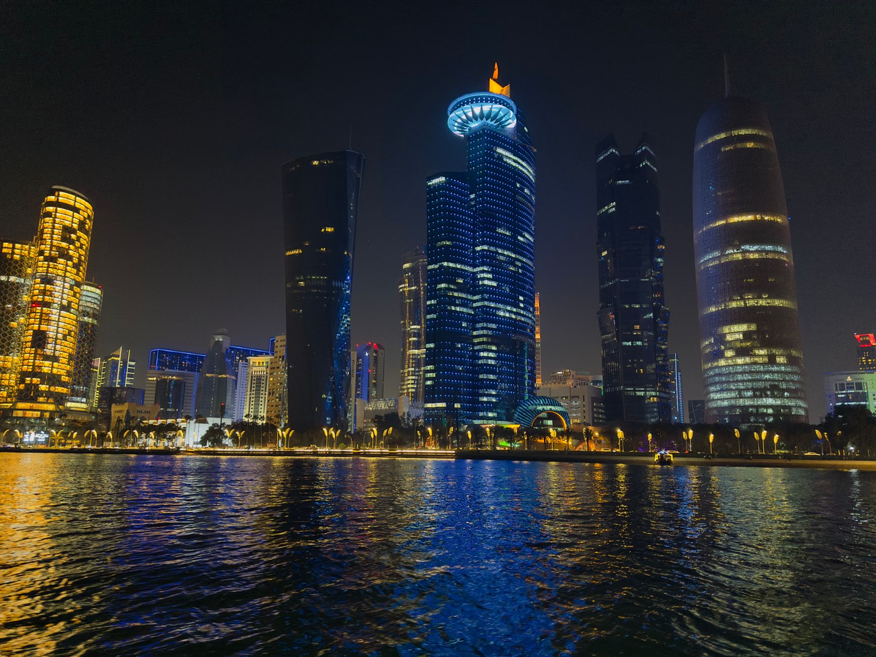Doha and the Qatar Peninsula — Emerging Beach Culture and Desert Reserves