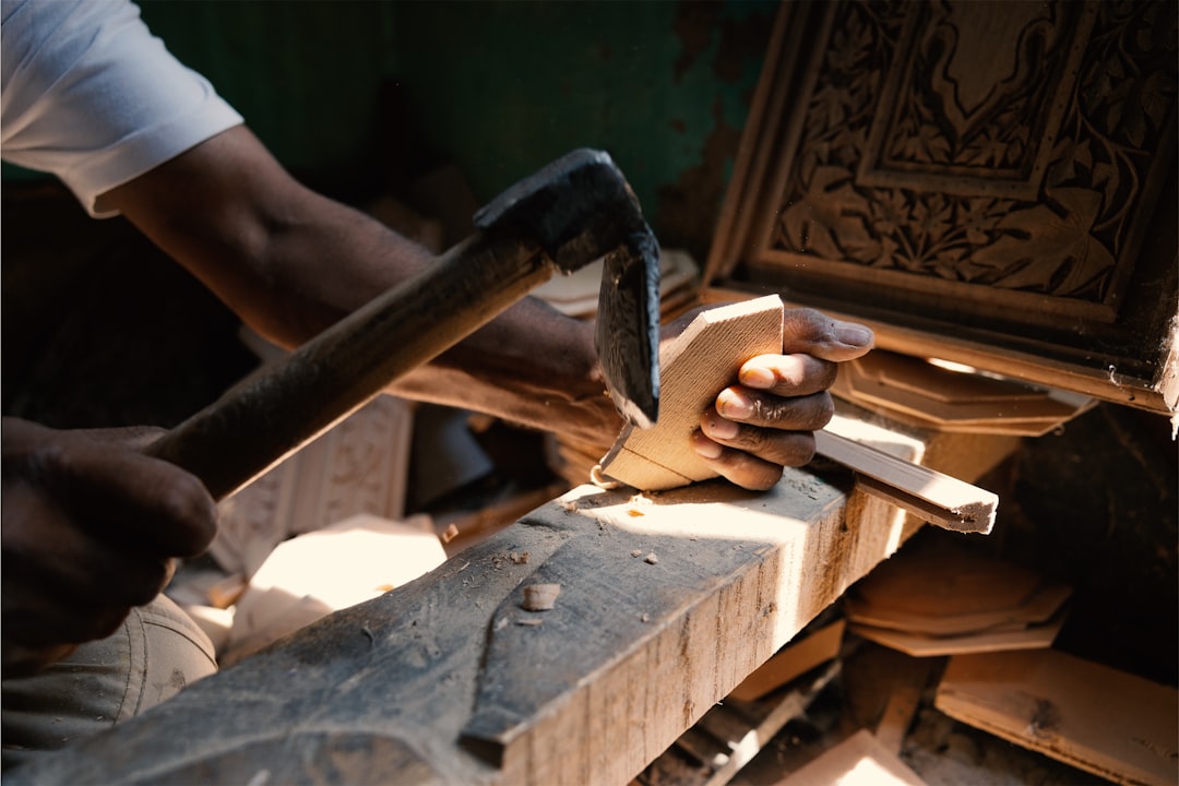 Thuya Wood and the Cooperative Workshops Behind Skala de la Ville