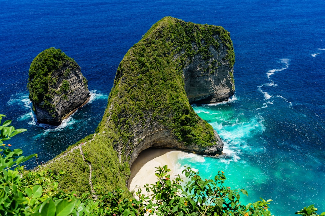Trek Kelingking Beach and the Cliffs of Nusa Penida