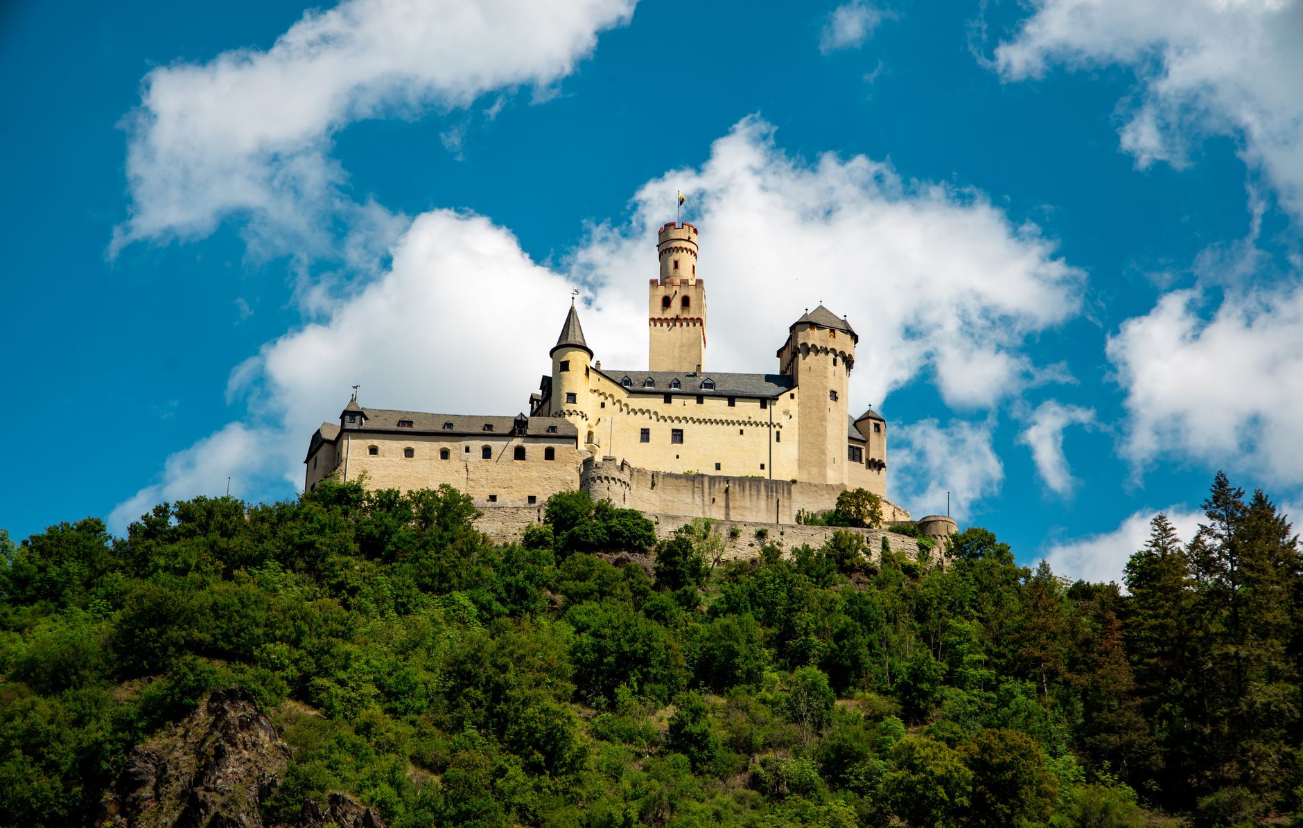 Koblenz to Braubach: The Castle That Was Never Destroyed