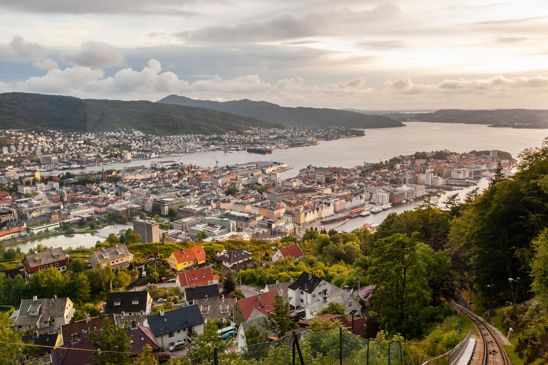 Mount Ulriken, Bergenhus Fortress, and a Final Wharf Dinner