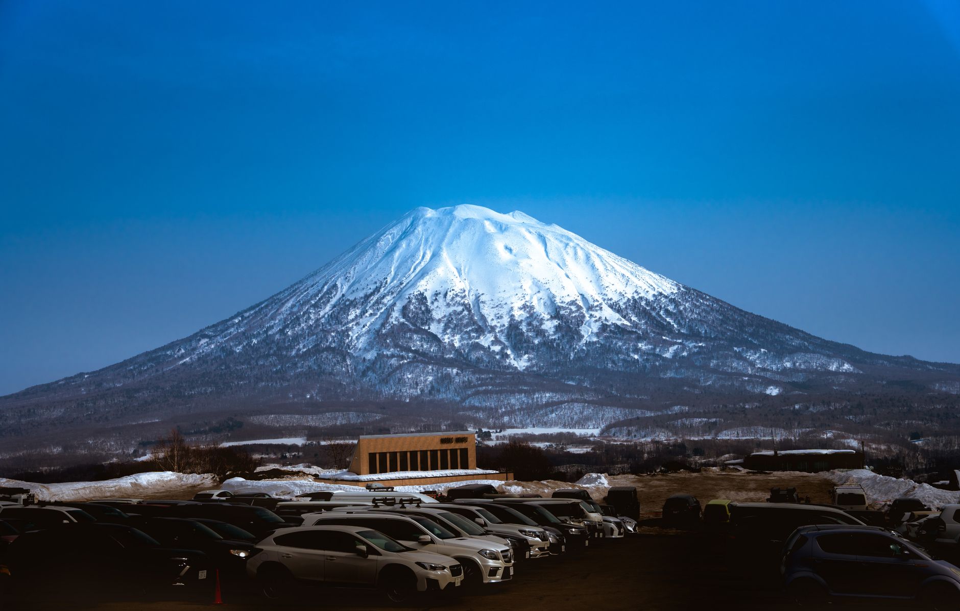 Powder Skiing Across Niseko United