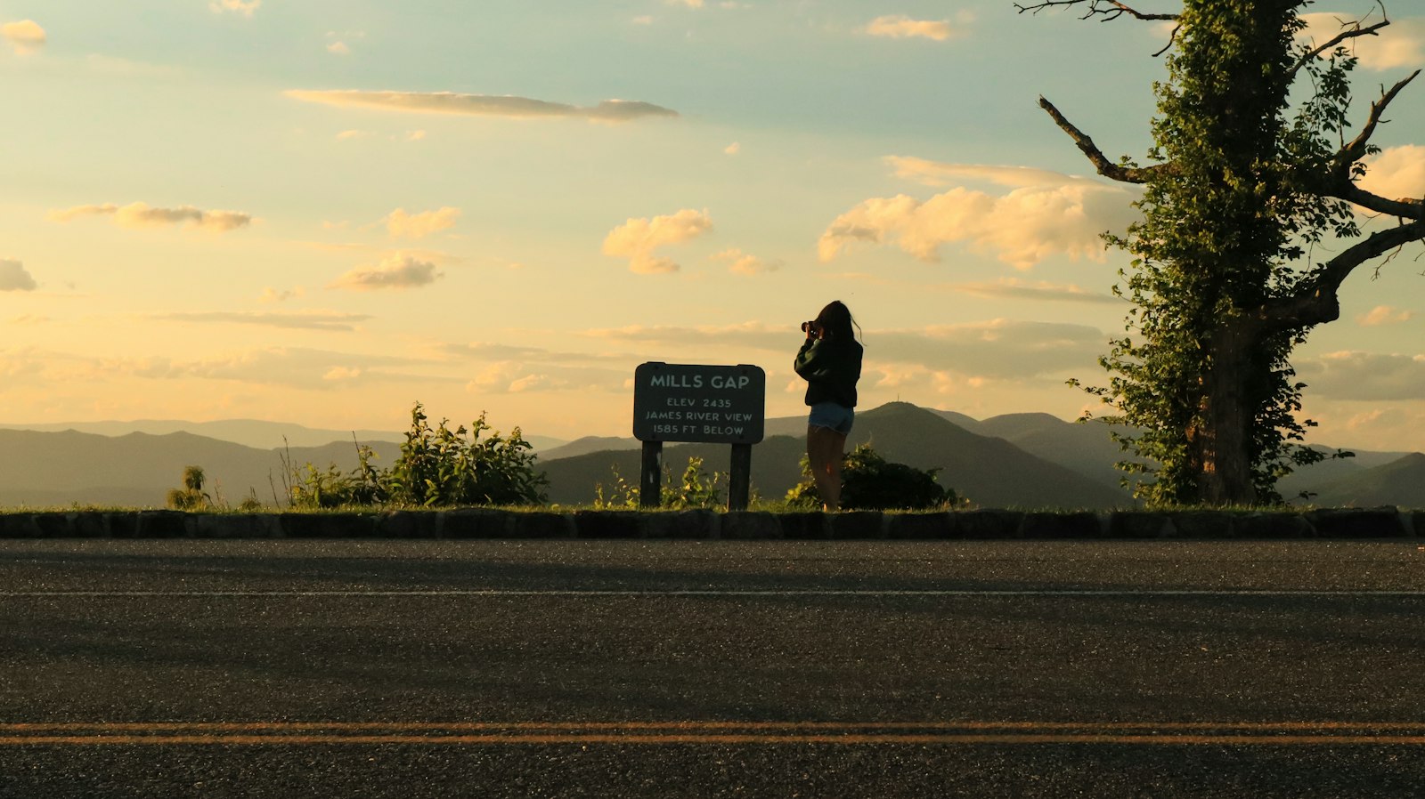 Mount Pisgah to the Parkway's End at Cherokee — Mile 408.6 to Mile 469
