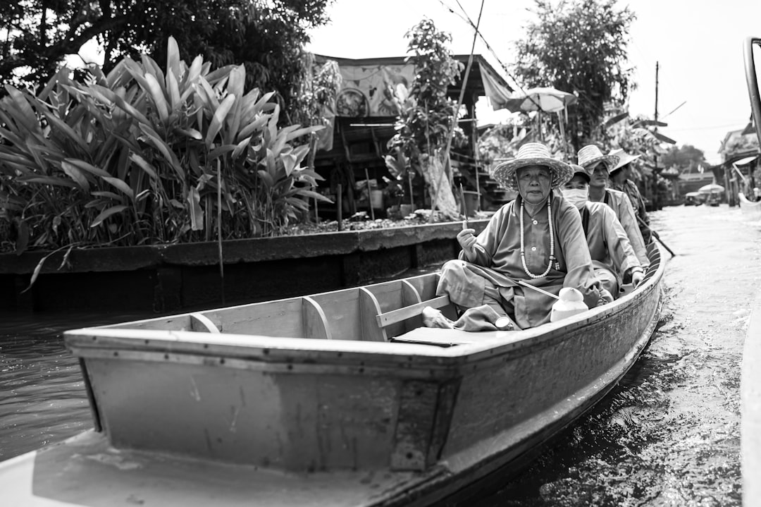 Crossing Into Vietnam at Kaam Samnor–Vinh Xuong