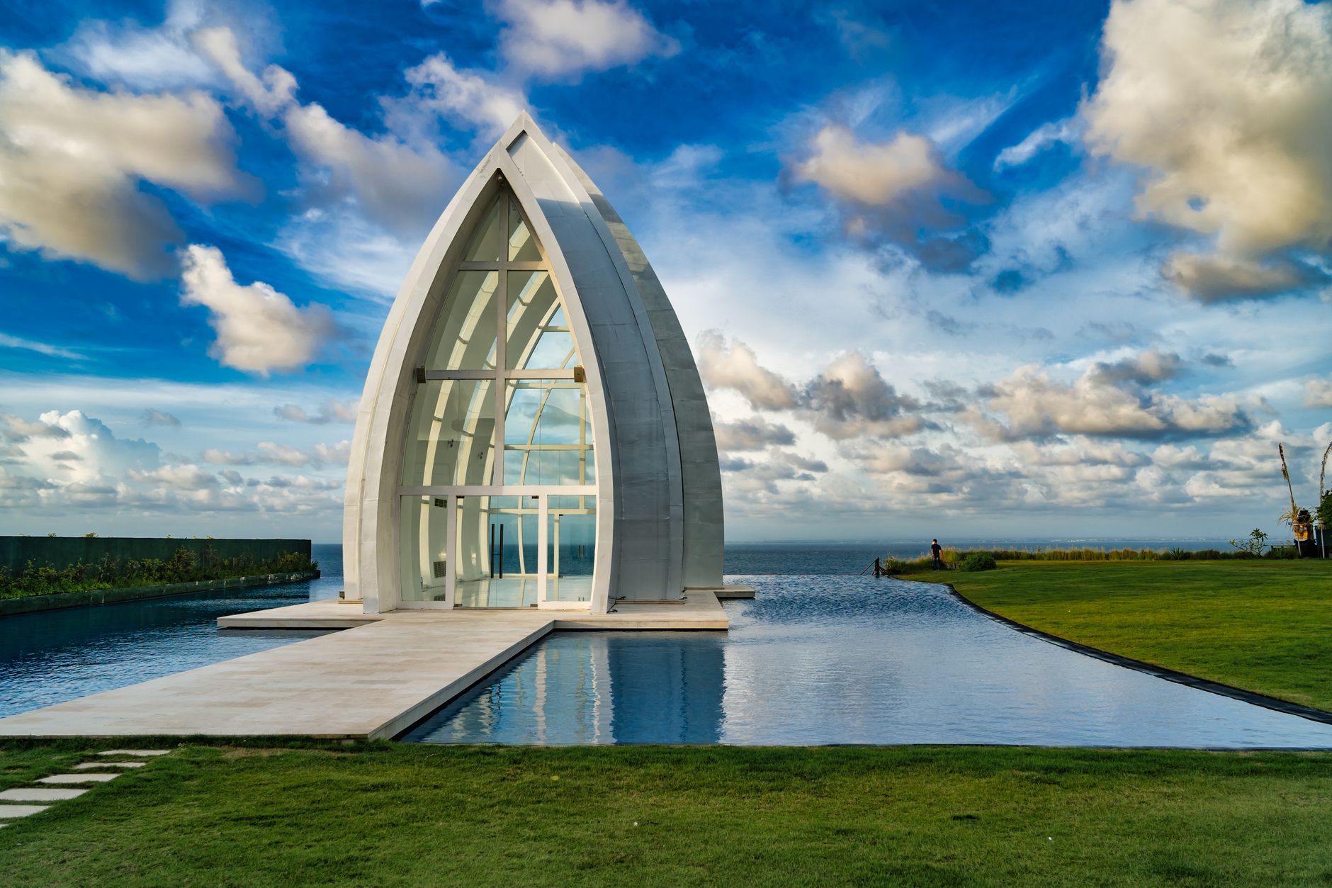 Tirtha Uluwatu's glass chapel, purpose-built for ceremonies with an unobstructed ocean view.