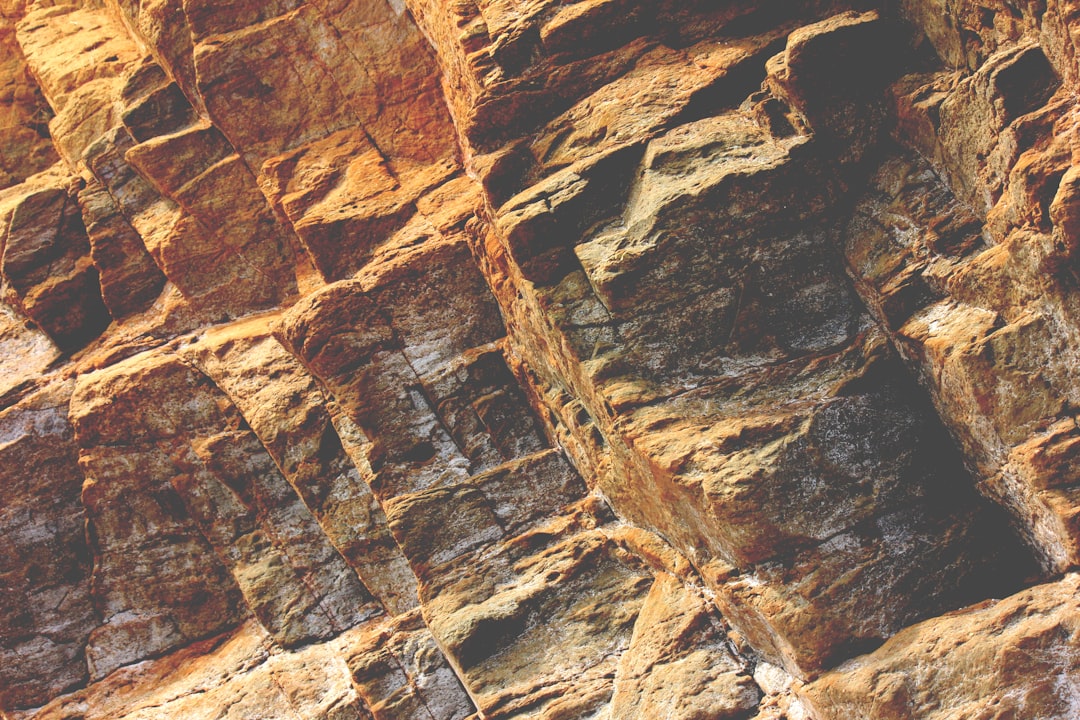 Tool marks and small rock-cut shrines at the Gebel el-Silsila quarries.